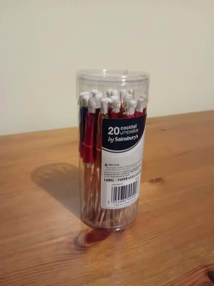 Photo of free A pack of 20 cocktail umbrellas, perfect for adding a touch of fun to your drinks (Station Area RG21) #1