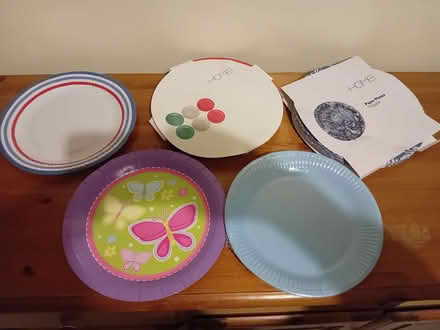 Photo of free Set of paper plates (Station Area RG21) #1