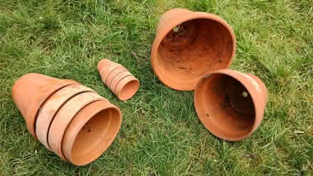 Photo of free Classic terracotta plant pots (Amersham Common HP7) #1