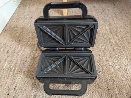 Photo of free Toastie Maker (Strawberry Hill TW1) #2
