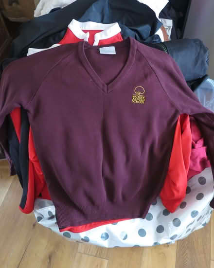 Photo of free Matthew Arnold School Tops (Oxford-Freegle CGA OX2) #1