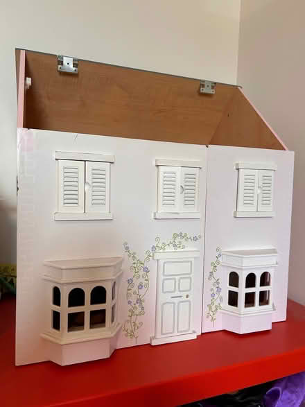 Photo of free Dollhouse (Kaimes EH17) #1