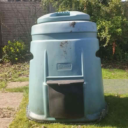 Photo of free Compost Bin Sankey Large H100xW90 cm (Moortown LS17) #1