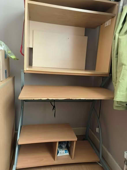 Photo of free Computer Desk (W6) #1