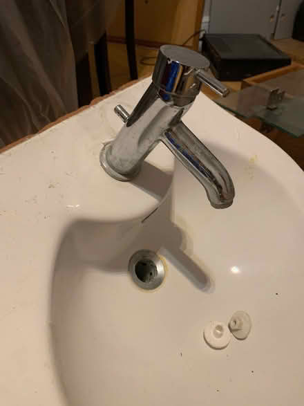 Photo of free Pedestal Sink and tap! Great condition (West Hampstead NW2) #3