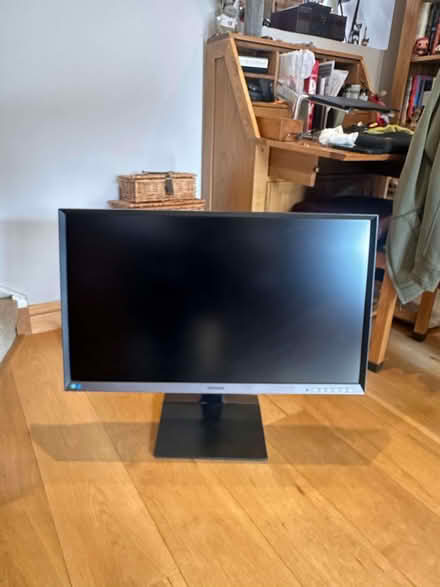 Photo of free Samsung S32D850T 32" Monitor (Chipping Norton OX7) #1