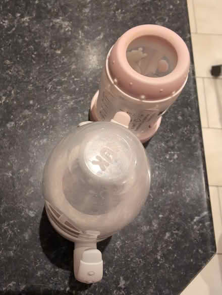 Photo of free Baby bottles (Byfleet KT14) #2