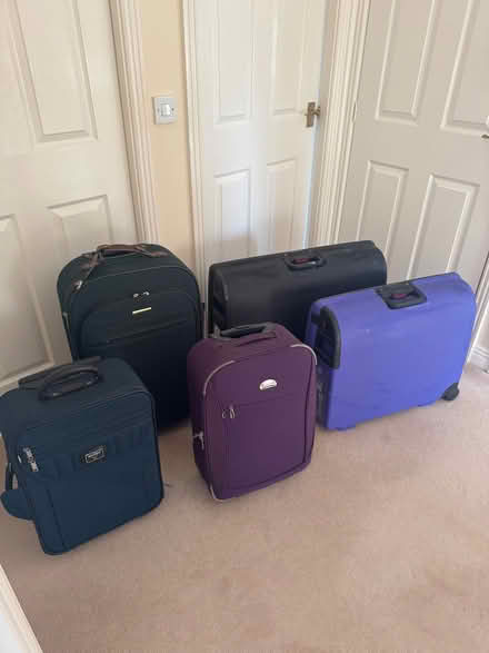 Photo of free Suitcases (Stonefield ST15) #1