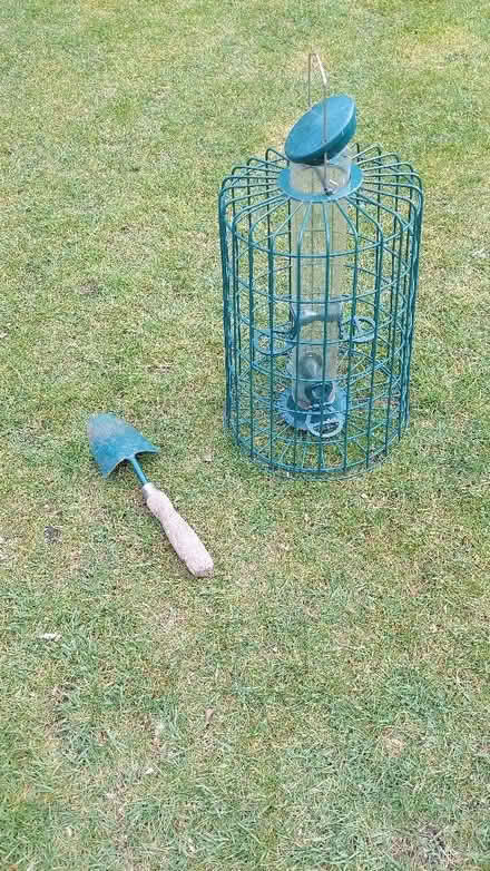 Photo of free Large bird feeder (trowel for scale) (Swinford OX29) #1