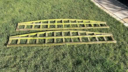 Photo of free Curved Trellis (Milbourne SN16) #1