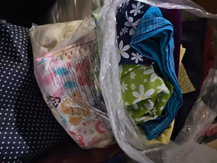Photo of free Several bags of fabric , various sizes (Sutton Courtenay OX14) #2