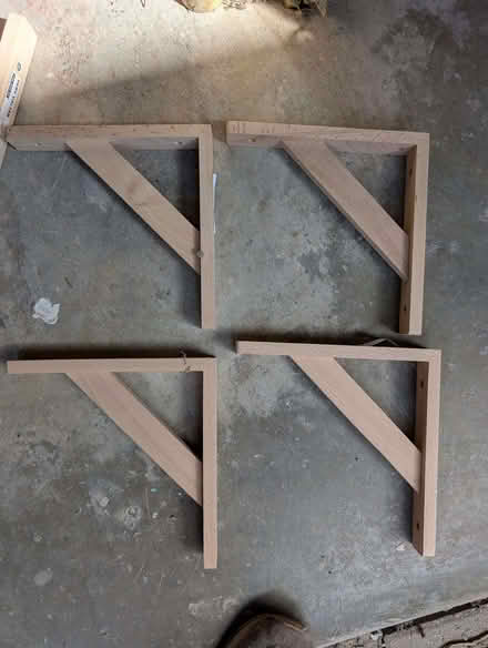 Photo of free 4 x wooden shelf brackets 20cm (New Marston OX3) #1