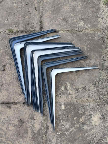 Photo of free 24 metal shelf brackets 30x35cm (Shirley CR0) #1