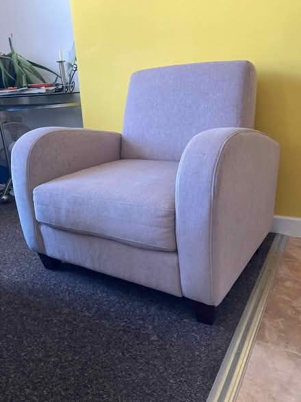 Photo of free Armchair (Mansfield town centre) #3