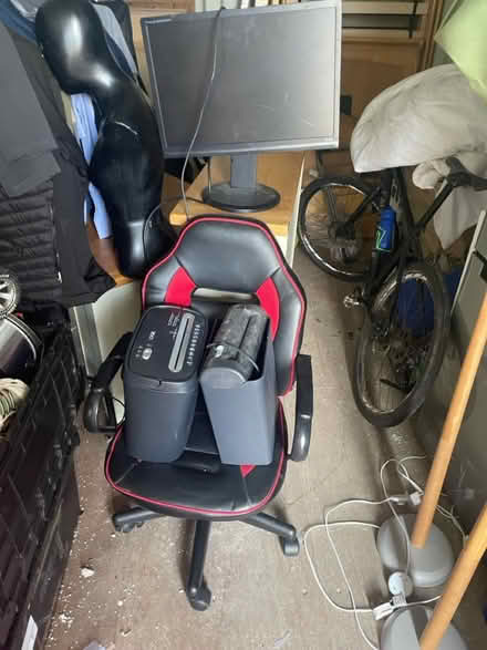 Photo of free Computer monitor (ST5 .. Silverdale ..) #1