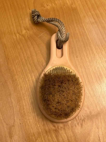 Photo of free Pink soft bristle brush (Hintonburg) #2