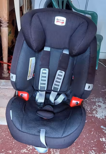 Photo of free Britax child car seat (Fords Farm RG31) #1