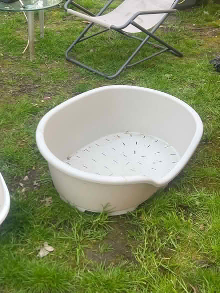 Photo of free Dog bed (West Hampstead NW6) #1