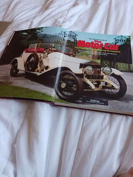 Photo of free Bosch Book of the Motorcar (Clapham North London SW4) #4