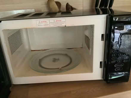 Photo of free Microwave Oven (AB16) #2