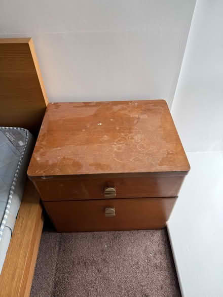 Photo of free Bed side cabinets, 2 coffe tables and a small bookcase (Everton L3) #3