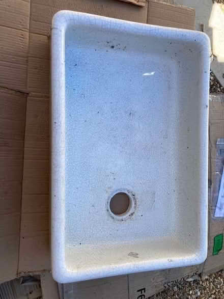 Photo of free stoneware "butler's" sink (Lewes BN7) #1