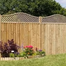 Photo of fence trellis topper panels (loughborough) #2