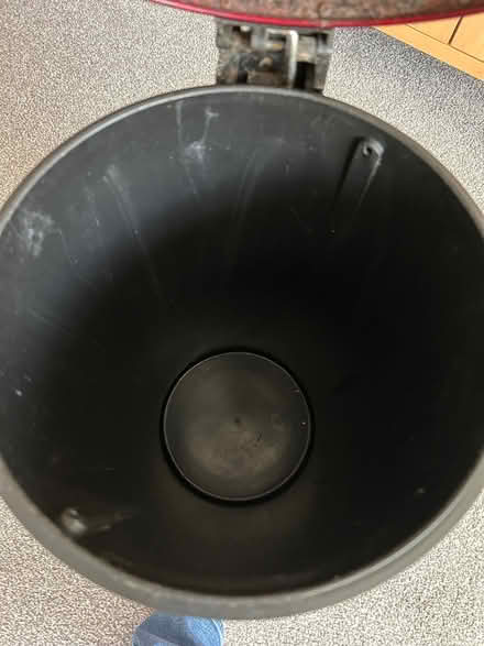 Photo of free Red kitchen pedal bin (Eastbourne BN21) #2