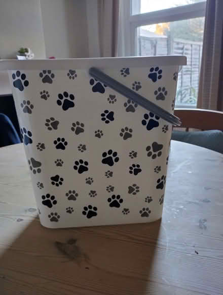 Photo of free Storage container with scoop (Brockley SE4) #1