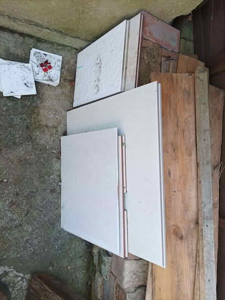 Photo of free Large ceramic tiles (Spring Grove TW7) #1