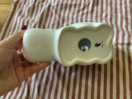 Photo of free Hippo toothbrush/paintbrush holder (Southwark SE1) #4