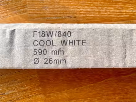 Photo of free “Sylvania” fluorescent bulb (Cropston LE7) #2