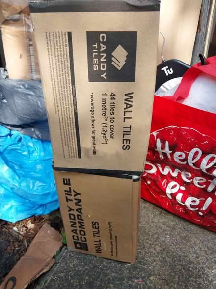 Photo of free 2 boxes of pale mint green (Nw11 0lr) #2
