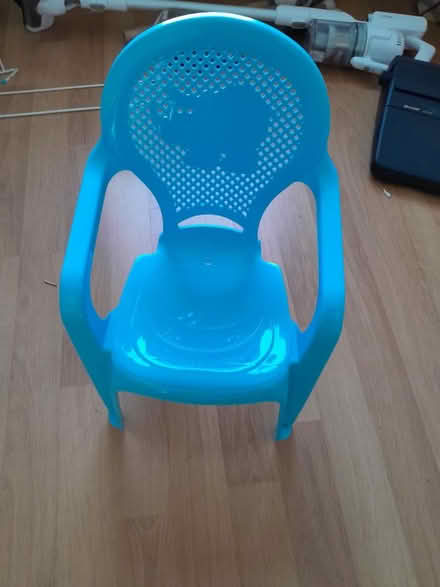 Photo of free Childs chair (Southsea PO4 0JZ) #2