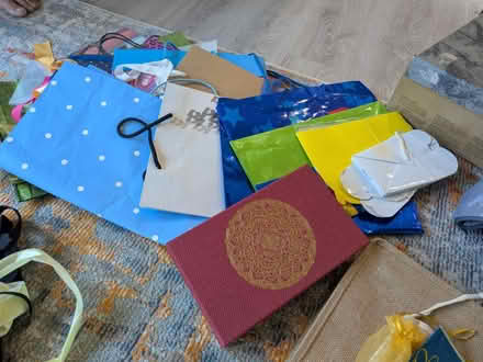 Photo of free Gift bags and ribbons (near Central Park) #1