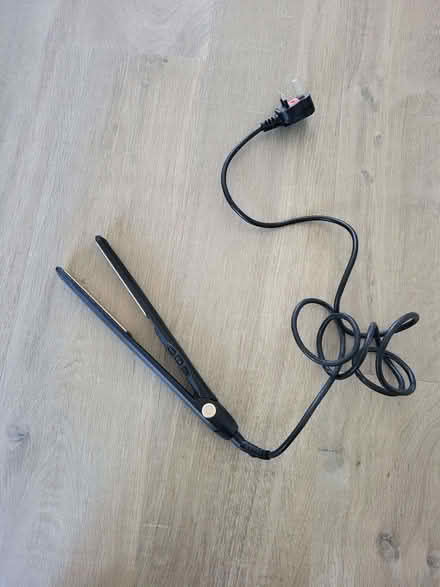 Photo of free Primark Hair Straighteners (Cheadle Hulme SK8) #1