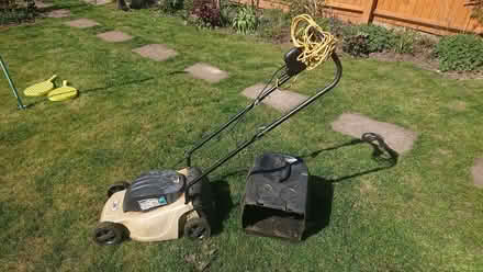 Photo of free Small mains powered lawn mower (Upper Wolvercote OX2) #1