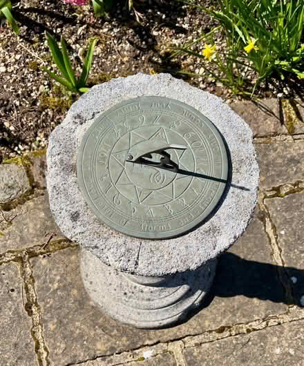 Photo of free Garden sundial (Flitwick MK45) #1