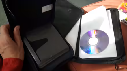 Photo of free cd / dvd holder (New Greens AL3) #1