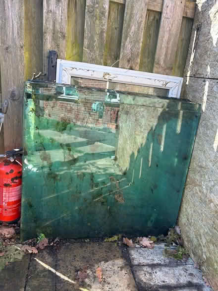 Photo of free 6 glass panels (LS5) #1