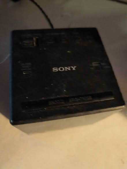 Photo of free Sony alarm clock (Woodley RG5) #1