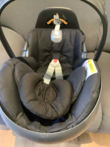 Photo of free Carry cot and car seat mamas and papas (Portsmouth PO3) #3