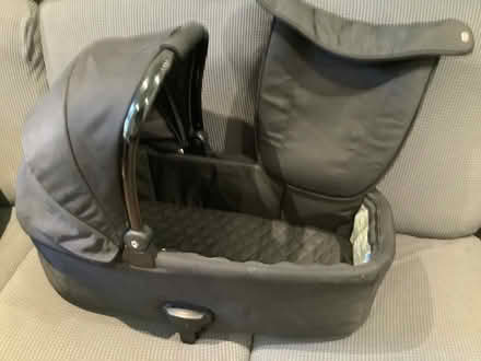 Photo of free Carry cot and car seat mamas and papas (Portsmouth PO3) #1