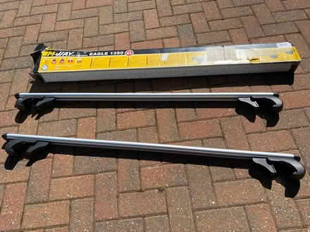 Photo of free M-Way Eagle 1350 Roof Bars (West Common AL5) #1