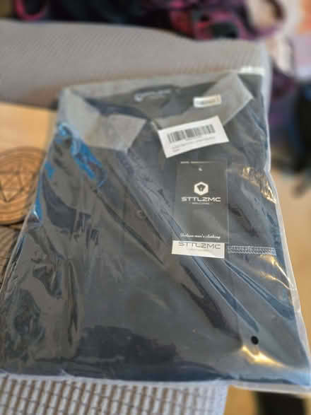 Photo of free Men's casual polo shirt. Size L - Brand new (Cople MK44) #1
