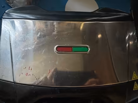 Photo of free Tesco sandwich toaster WORKING (Spring Park CR0) #3