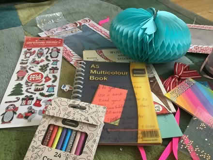 Photo of free Arts and crafts job lot (Twickenham TW2) #2