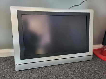 Photo of free TV Screen, with bracket and remote (Cheadle Hulme SK8) #2