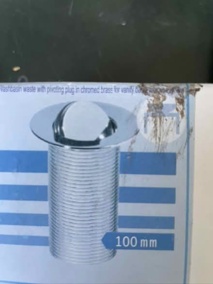 Photo of free plug as in photos (KT1 off Villiers Road) #2