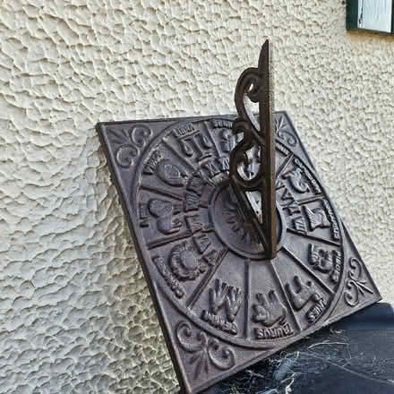 Photo of free Wall Hanging Sun Dial (Dolley Green LD8) #2